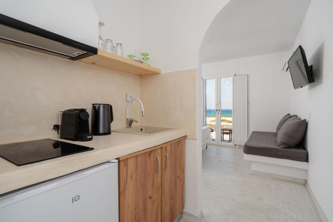 Celestial Seaview Apartments - Afroditi Naxos City Esterno foto