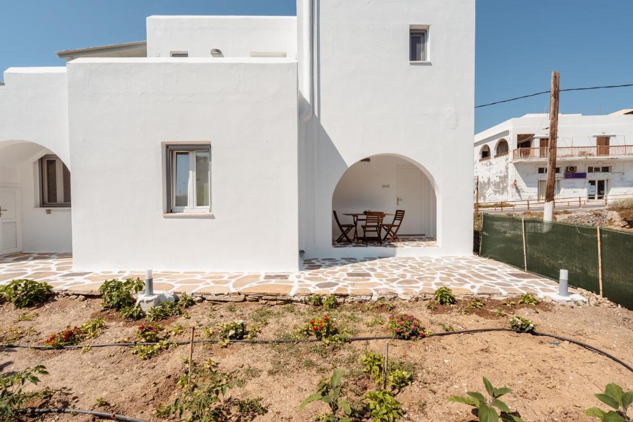 Celestial Seaview Apartments - Afroditi Naxos City Esterno foto